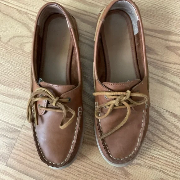 G.H. Bass & Co. Anchor Leather Boater Size 7.5 Original Box - Picture 2 of 11